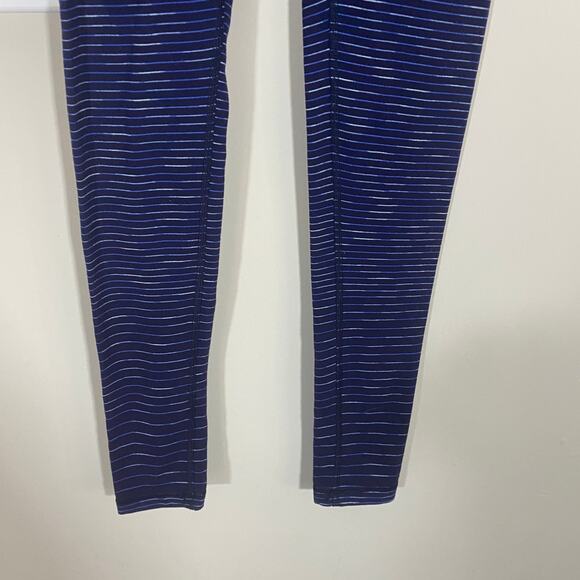 Lucy Heathered Navy Blue Full Length Legging Workout Pant Sz XS - Picture 3 of 10